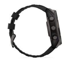 Garmin Fenix 8 – 51 mm Solar Sapphire Karbon Gri DLC Titanyum ve Siyah/Çakıl Grisi Silikon Kayış