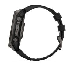 Garmin Fenix 8 – 51 mm Solar Sapphire Karbon Gri DLC Titanyum ve Siyah/Çakıl Grisi Silikon Kayış
