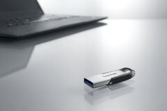 SANDISK ULTRA FLAİR 16 GB  USB 3.0 FLASH BELLEK-130MB/S